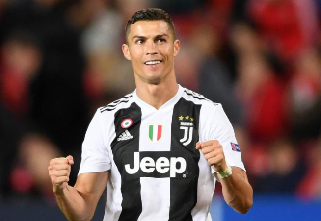 晚邮报：孔蒂向球队发表了一小时讲话，要求球员立即拿出状态