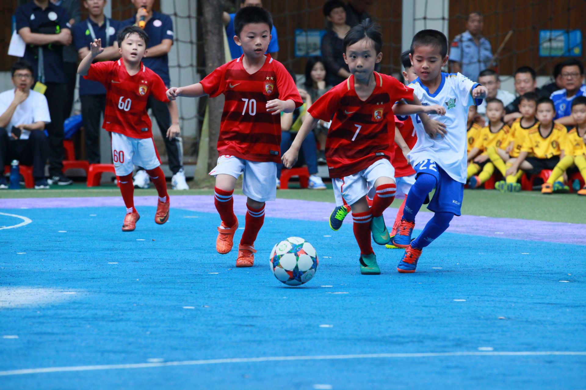 塞尔吉尼奥：要给巴尔泰萨吉时间；米兰必须留住迈尼昂