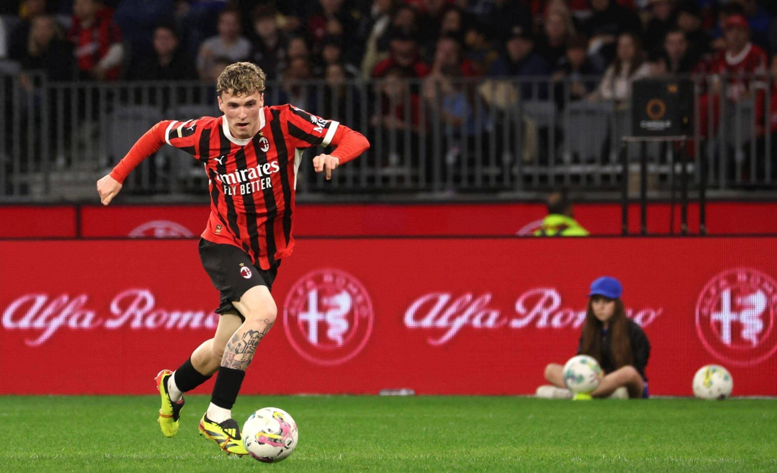 成都蓉城祝贺重庆铜梁龙成功冲超：我们携手展现西南足球风采