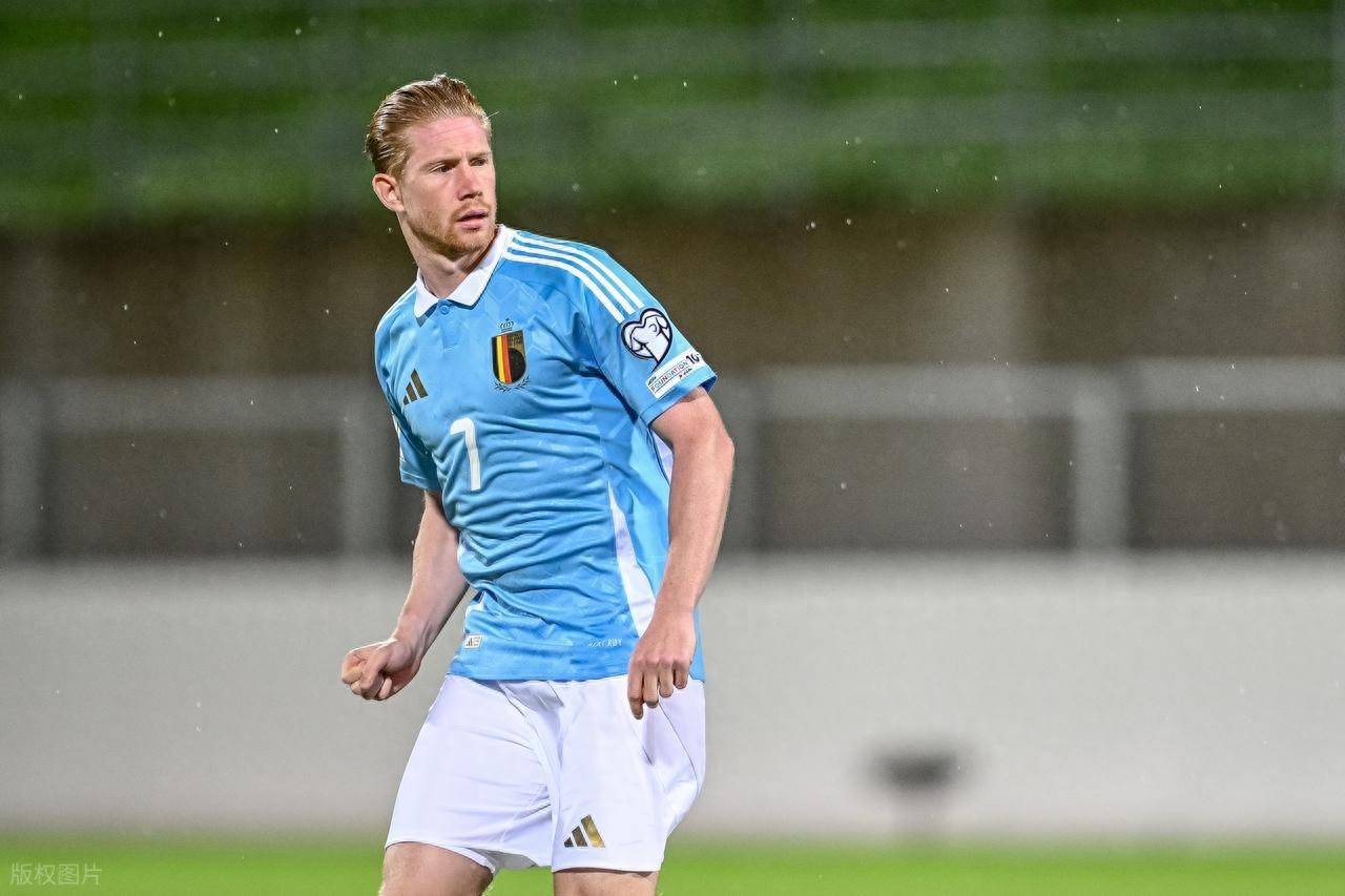 1-1！曼联又栽了：阿莫林打倒数第3连换4防守球员 5轮1胜跌至第8